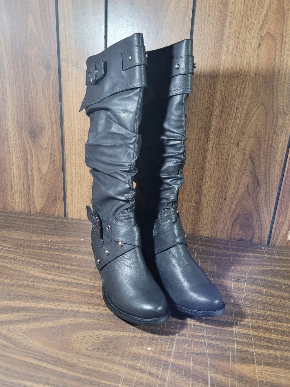 Women Boots Black Casual Western Style 2" Heel Half Zipper Size: 7